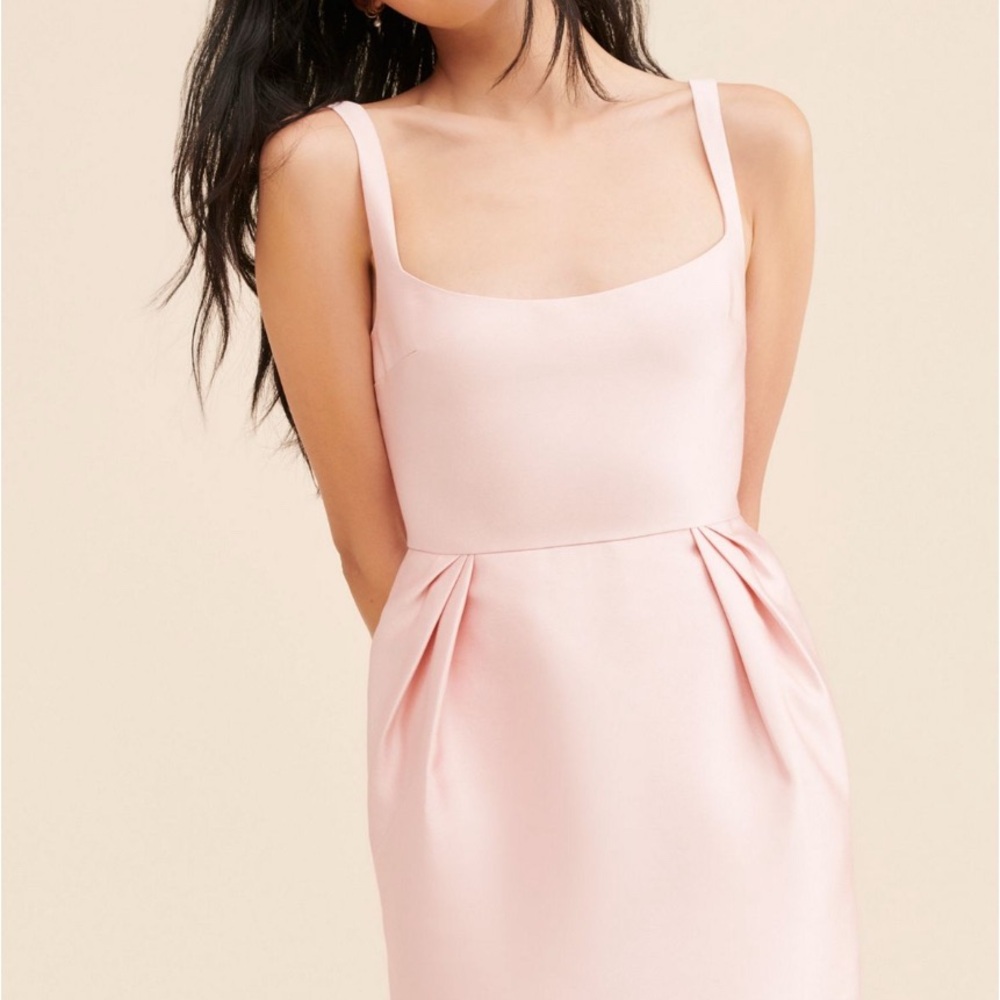 Chic Strapless Blush Dress